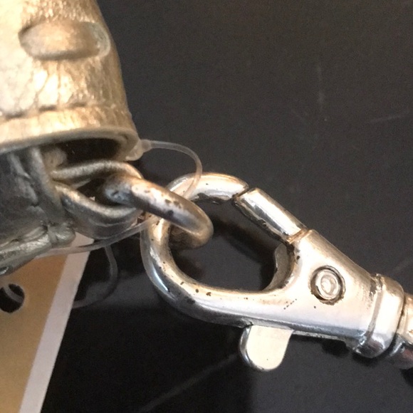 NWT Michael Kors silver wristlet - Picture 5 of 10